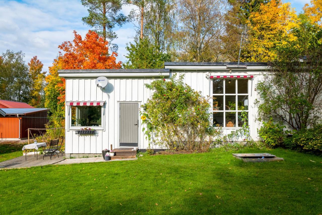 Theo & Lilis Countryside Apartment Örebro Exteriér fotografie